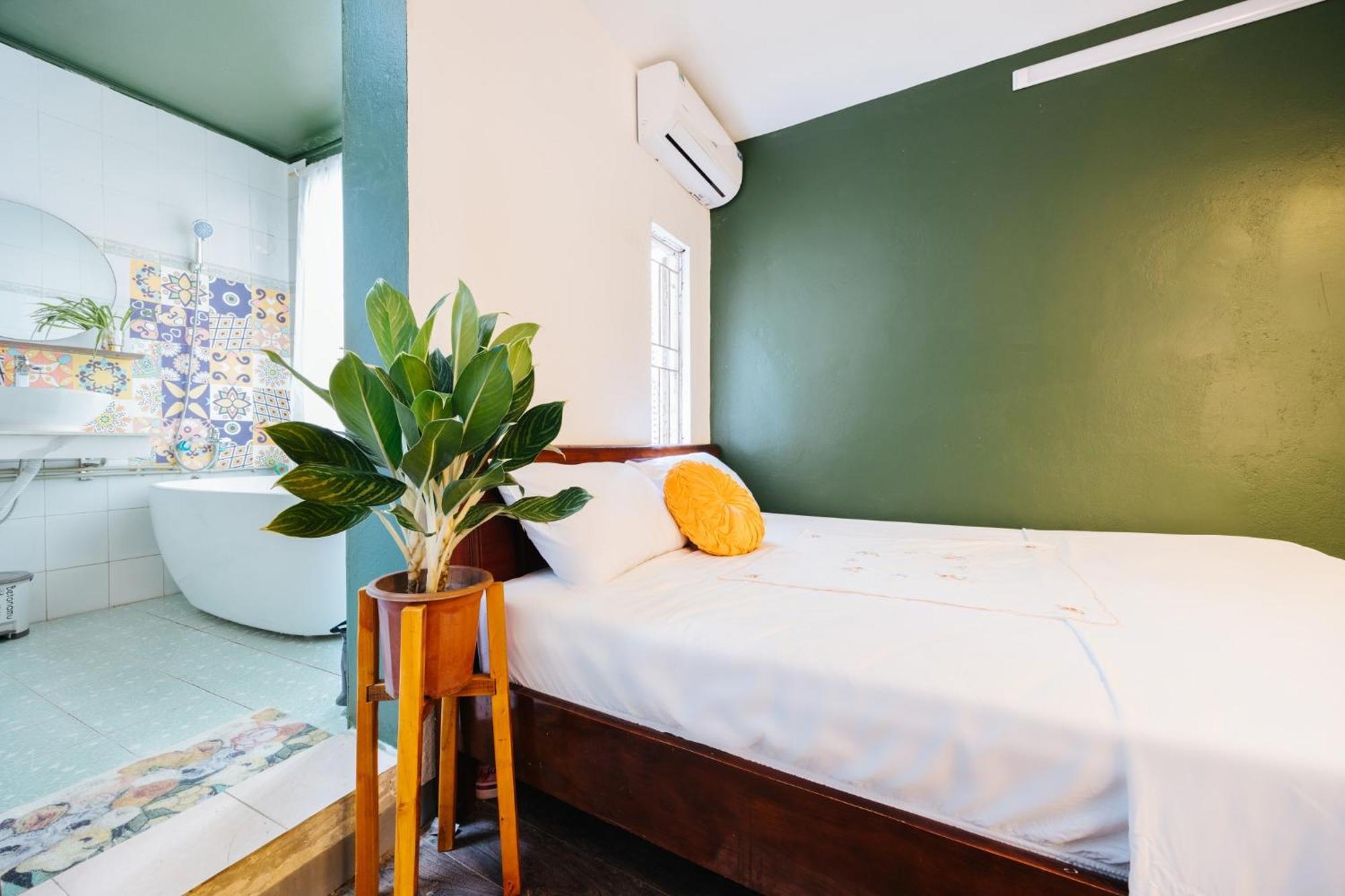 Homestay And Eggcoffee Central Hanoi Old Quarter Экстерьер фото