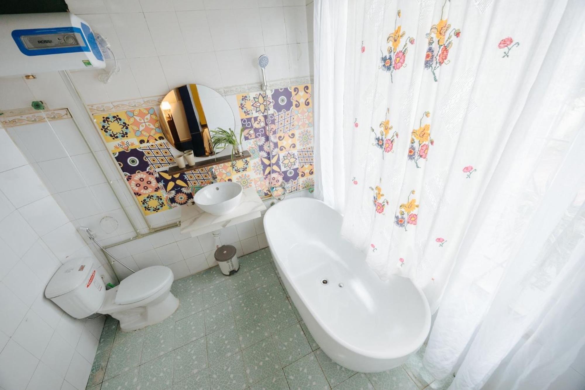 Homestay And Eggcoffee Central Hanoi Old Quarter Экстерьер фото