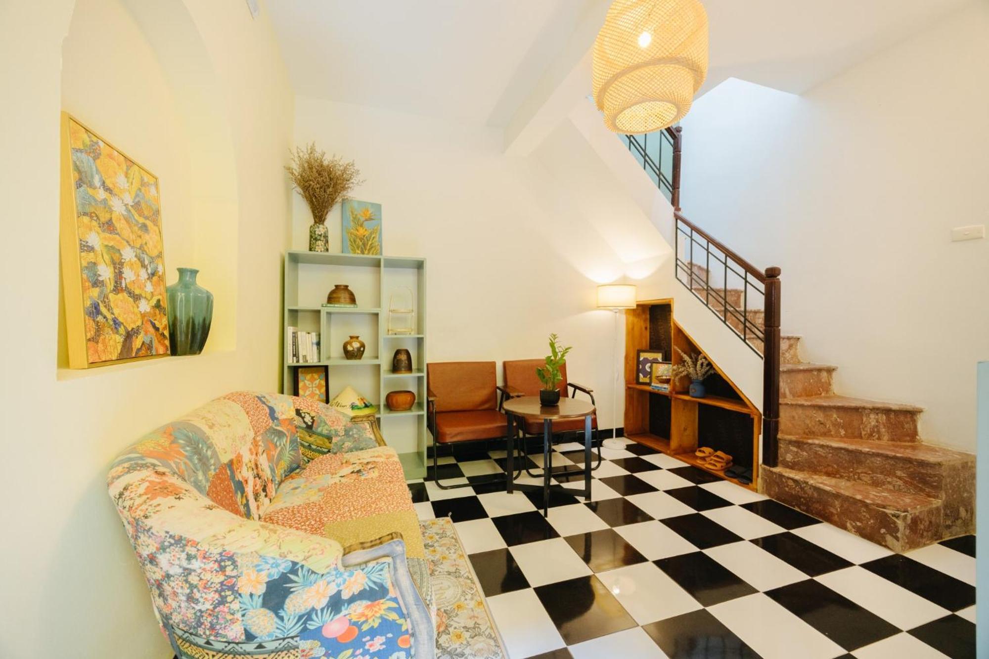 Homestay And Eggcoffee Central Hanoi Old Quarter Экстерьер фото
