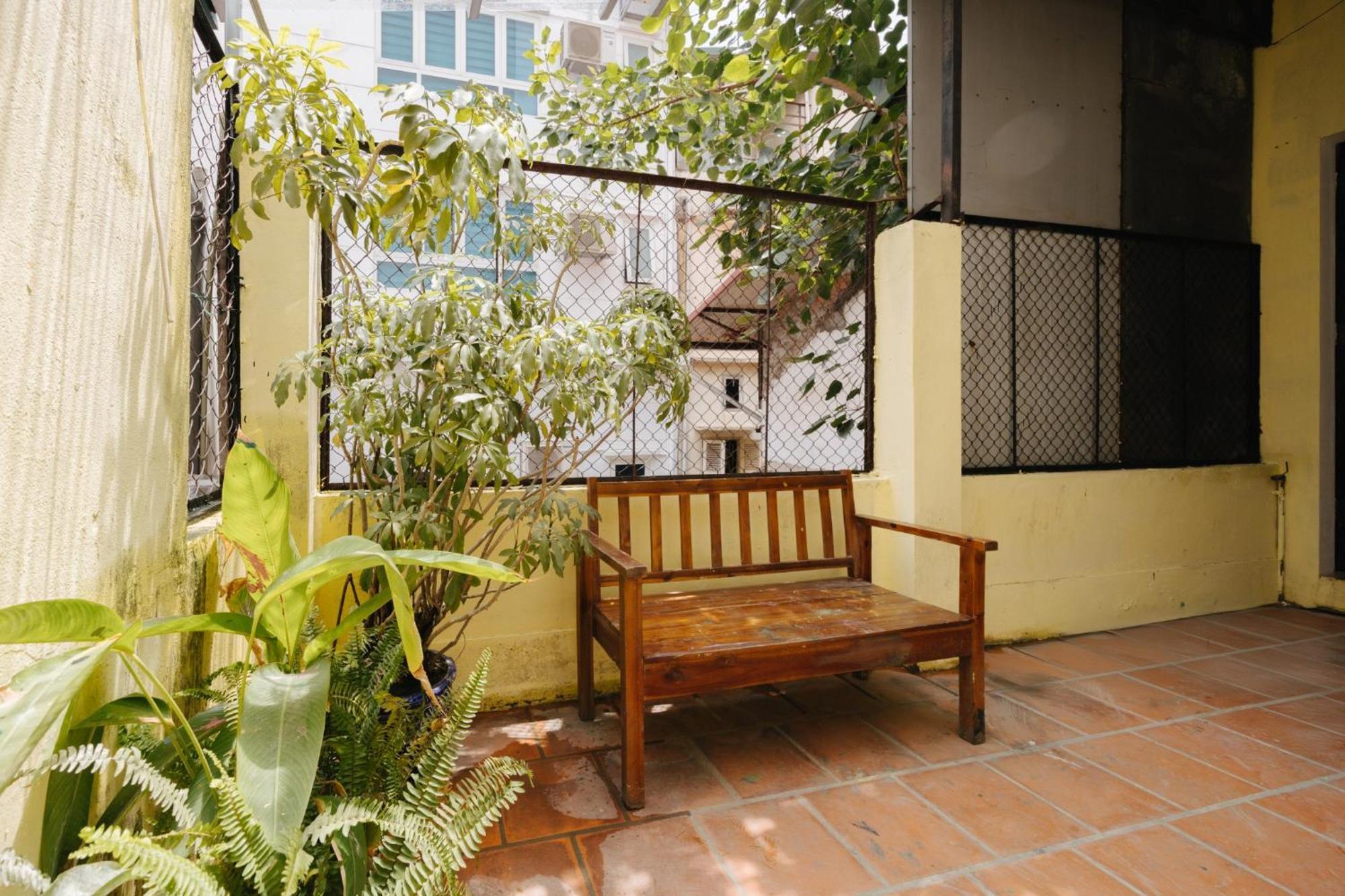 Homestay And Eggcoffee Central Hanoi Old Quarter Экстерьер фото