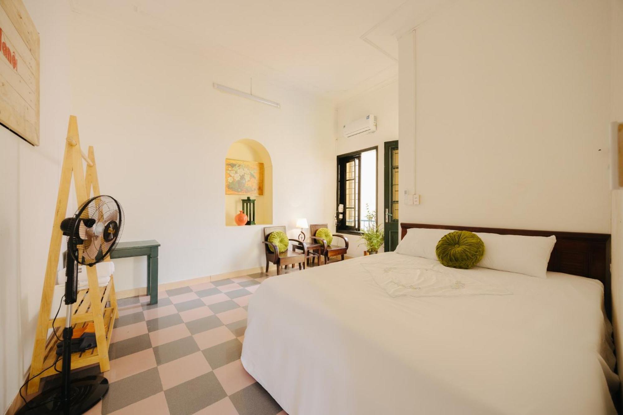 Homestay And Eggcoffee Central Hanoi Old Quarter Экстерьер фото